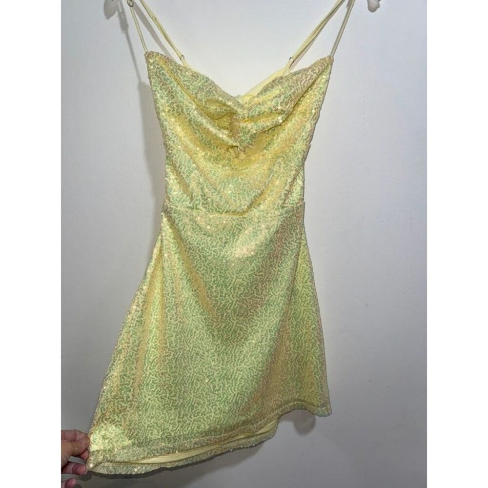 Lucy In The Sky Yellow Sequin Mini Dress Keyhole Bow Homecoming Prom Cocktail